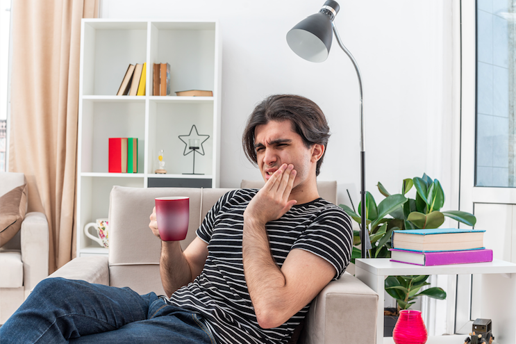 Ini Dia Penyebab Gigi Ngilu dan Cara Mengatasinya